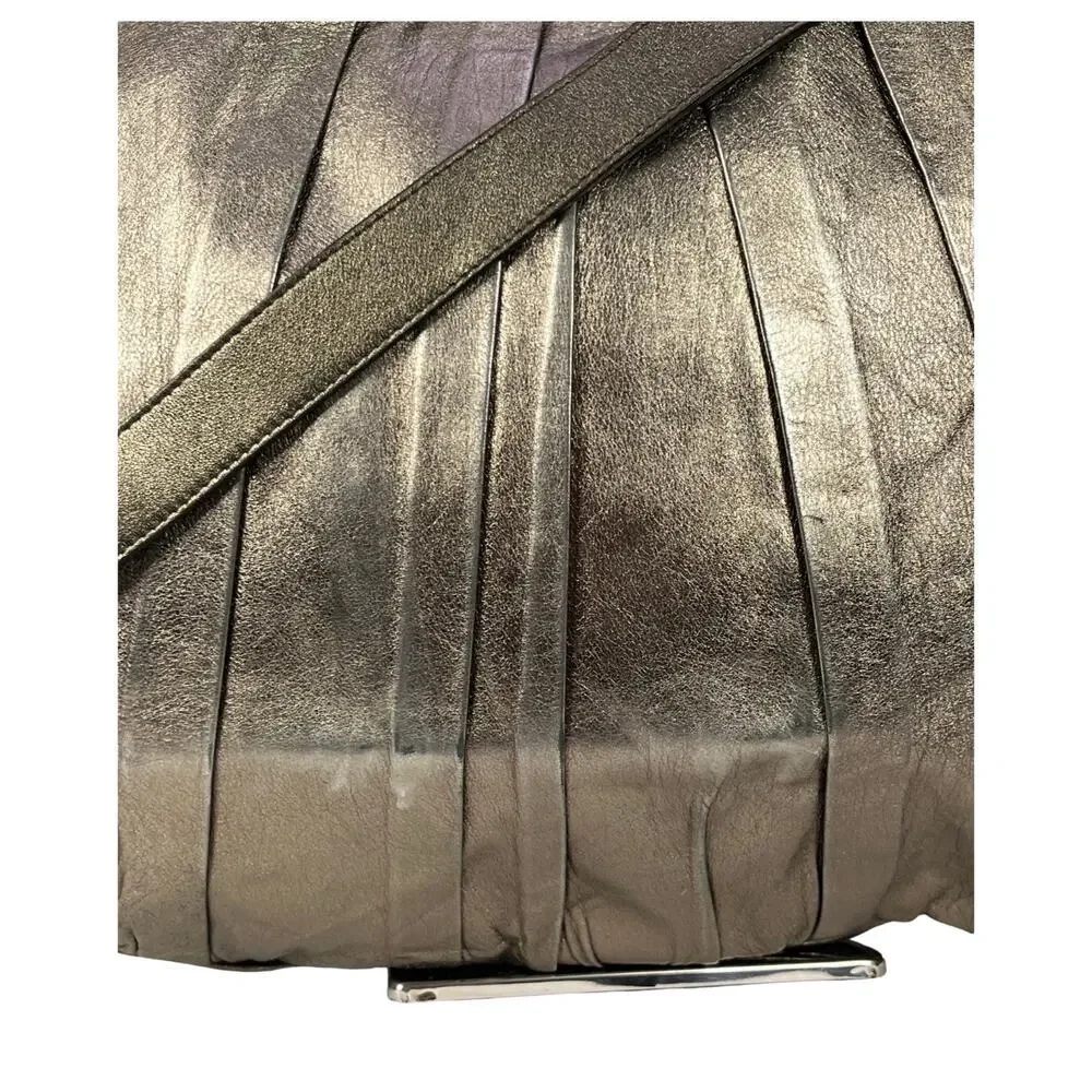 Gucci Metallic Pleated Leather Hysteria Hobo Bag Gold Crest Large 197016 Italy